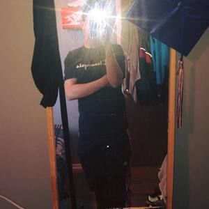 Meet your Posher, Price